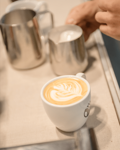 Um exemplo de latte art durante o Coffees. Foto: Divulgação