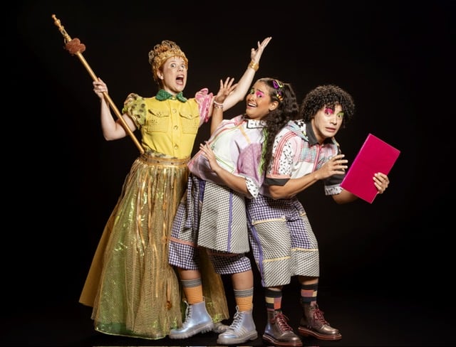 O projeto Teatro Vai à Escola leva nesta semana o espetáculo “De Onde Vem o Dinheiro?”