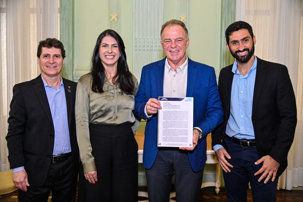 Ibef-ES entrega carta ao governador apontando desafios do ES. Foto: Divulgação
