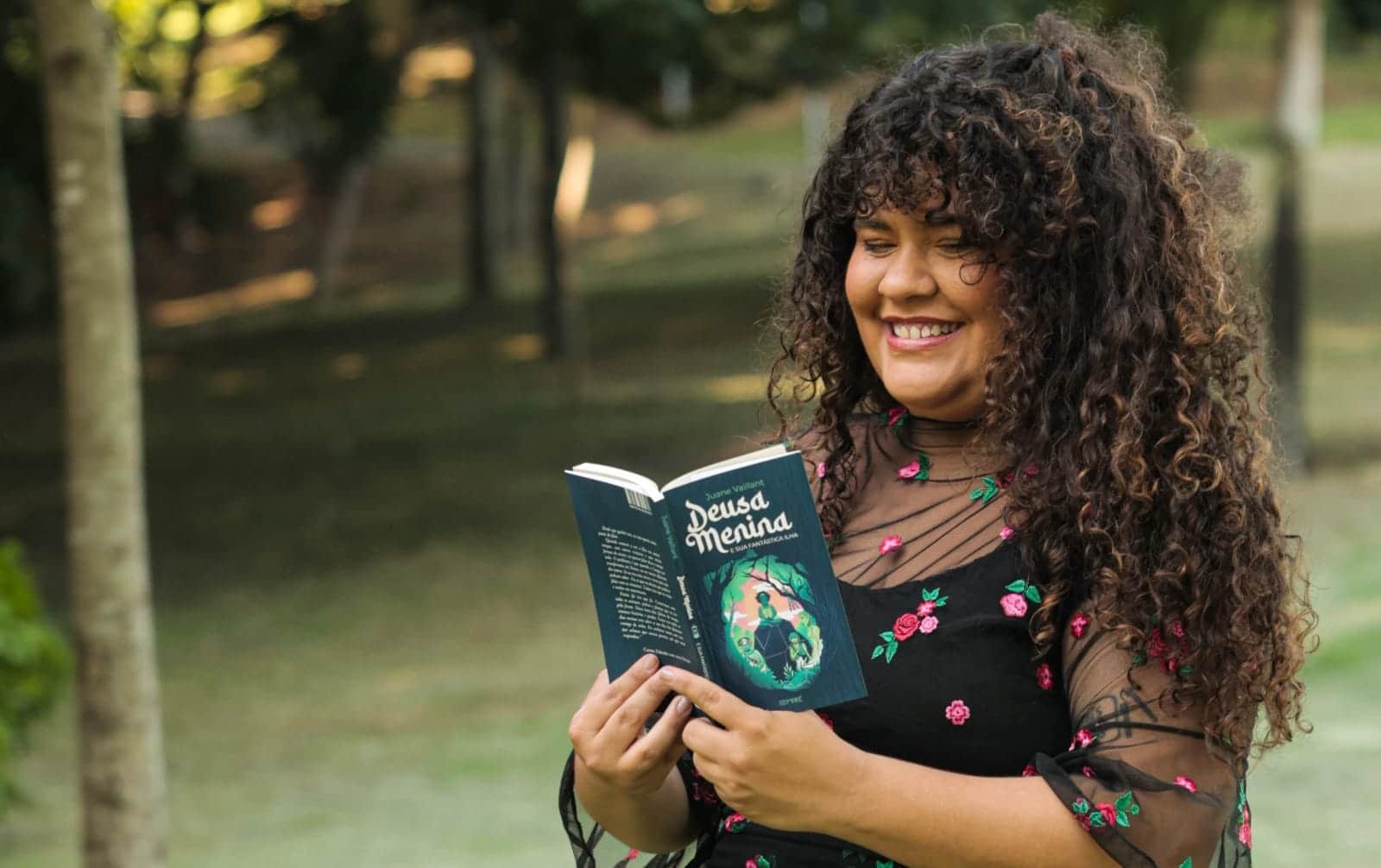 A escritora Juane Vailant participará dos encontros literários. Foto: Divulgação