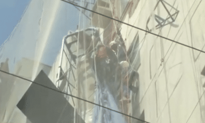 Operários ficam suspensos após queda de andaime em prédio em Jardim Camburi, Vitória