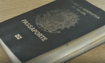 As novas regras de visto americano ampliam a obrigatoriedade de entrevistas e elevam custos, alterando a rotina de quem deseja viajar aos Estados Unidos. Foto: Reprodução/Agência Brasil