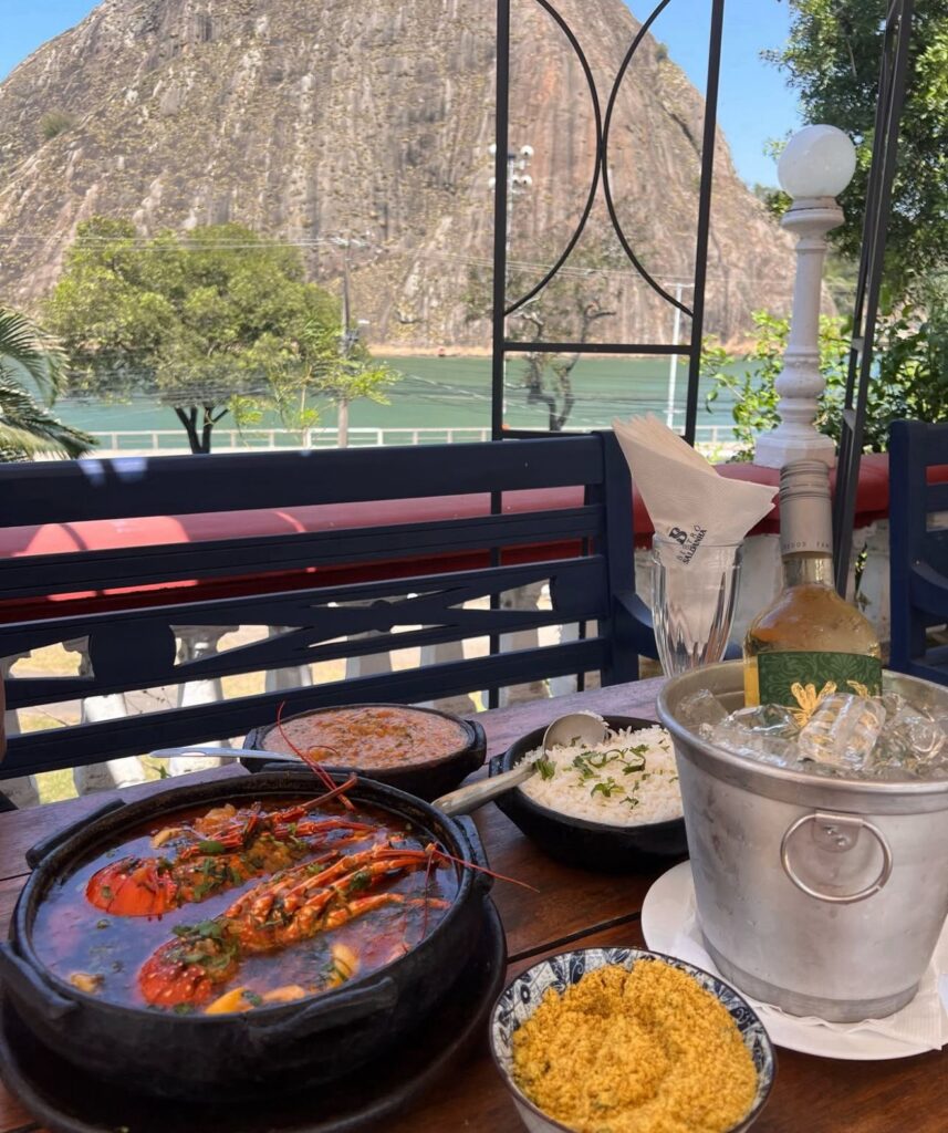 Restaurantes em Vitória oferecem cardápio variado e com vista para cartão-postal da ilha. Foto: Divulgação