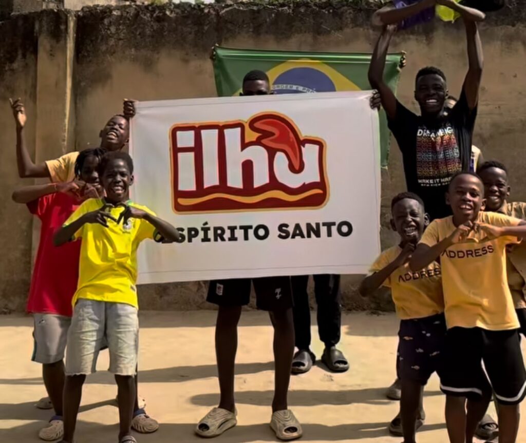 O restaurante Ilha do Caranguejo ganhou destaque na coreografia das crianças de Uganda. Foto. Reprodução