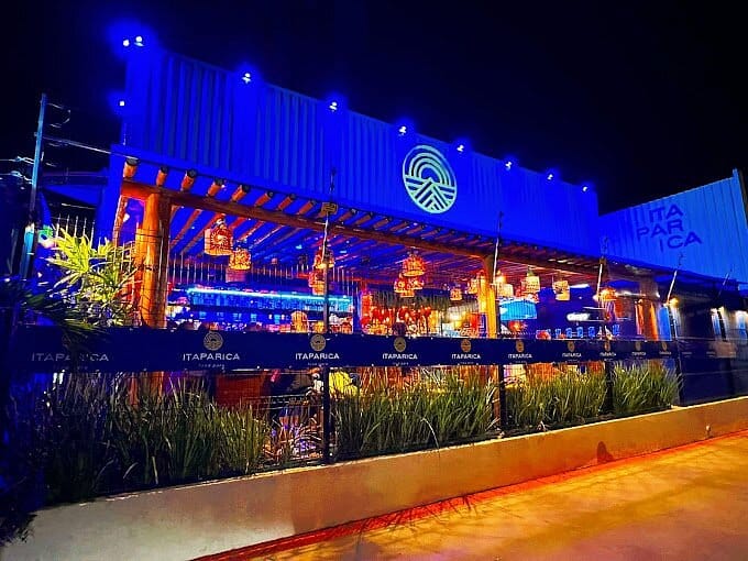 O incêndio atingiu o restaurante Itaparica Food Park, em Vila Velha. Foto: Divulgação