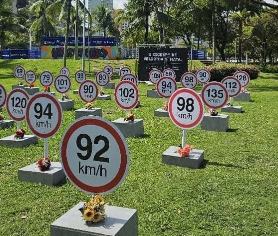 Intervenção urbana na Praça do Papa acontece por conta da Semana Nacional do Trânsito. Foto: Divulgação/Gov-ES